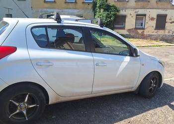 Sprzedam okazyjnie hyndaj i 20