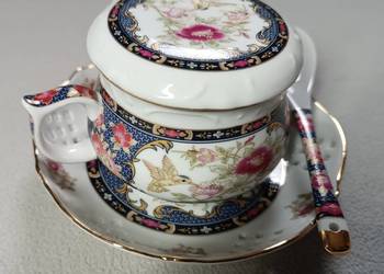 Porcelanowy chiński zaparzacz do herbaty