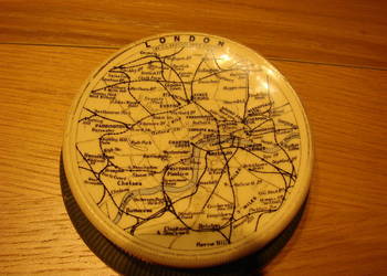 Central London stary przycisk do papieru