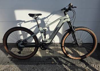 Rower elektryczny CUBE STEREO HYBRID 120 RACE 625-rama M,koła 29"