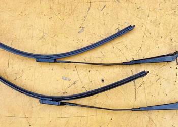 FORD FOCUS KOMBI MK3 RAMIE WYCIERACZKI PRAWA LEWA BM5117526BB BM5117526AB