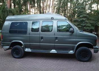 Ford Econoline E150 2000