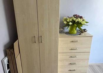 Pilnie sprzedam komplet mebli - 8 elementów