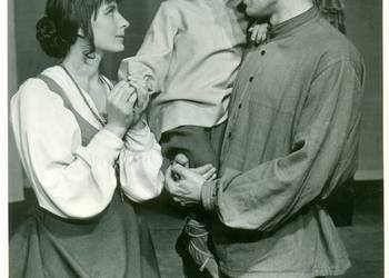 Stare zdjęcie teatralne " Kaukaskie koło kredowe "