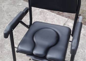 krzesło toaletowe składane AR-102 tapicerowane