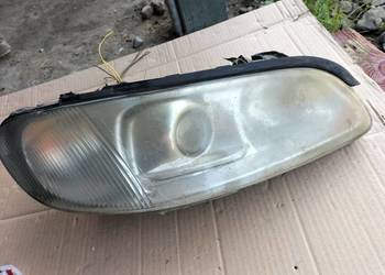 OMEGA B LAMPA PRZÓD PRZEDNIA PRAWA