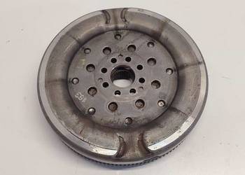 VW TIGUAN II KOŁO DWUMASOWE 2.0 TDI 04L105266H