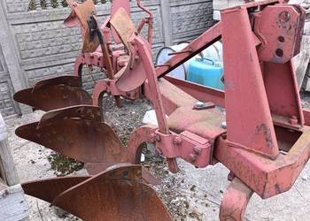 Pług zagonowy 3-skibowy