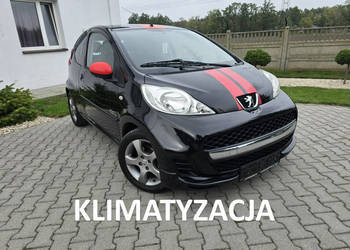Peugeot 107 1,0Benz. Klimatyzacja-Sprawna.Serwis.Centralka.Alu.Ładne Opony…