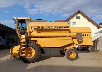 New Hollanda TC 56