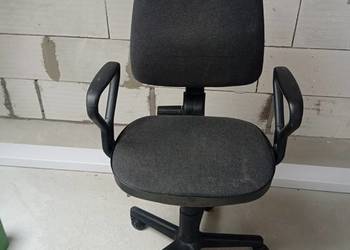 Fotel biurowy obrotowy