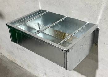 Żłób koryto paśnik dla konia bydła metalowy
