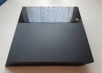 Konsola Playstation 4 500gb pad  2 gry okablowanie sprawna