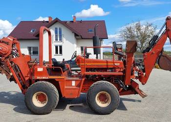 Koparka łańcuchowa pługoukładacz Ditch Witch 8020 Combo