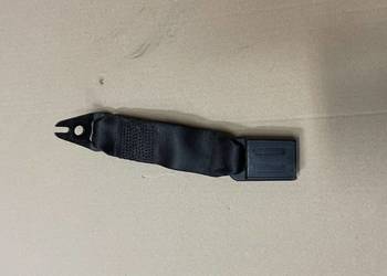 7113273 zapinka pasa środkowego tył bmw 3 e90 e91