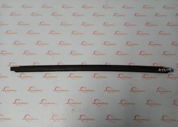 LISTWA ZGARNIAJĄCA PRAWY PRZÓD JEEP PATRIOT 07-11