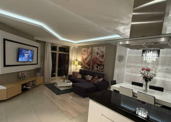 3 pokoje 80 m², wysoki standard