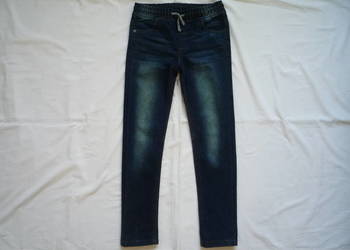Nowe Little Kids 134 Spodnie Jeansy Granatowe