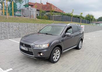 Mitsubishi Outlander LIFT* 2.0d 140KM *4x4 * 7 osobowy* Jeden właściciel
