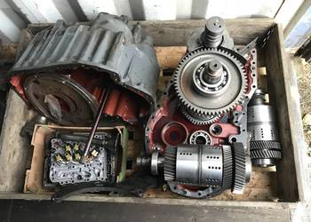 Skrzynia biegów na części NH 95, 110, Hitachi FB 100, Case