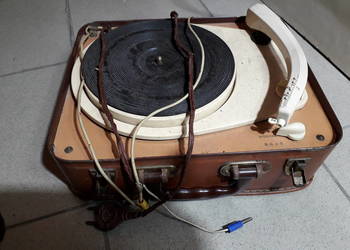 Gramofon retro Melodyne w skórzanej obudowie