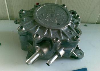 POMPA PALIWA VACUM VACUMPOMPA 2.0 TDI 16V VW SKODA SEAT AUDI