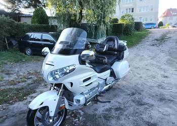 HONDA GOLD WING