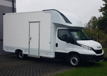 Iveco Daily KONTENER NISKOPODŁOGOWY 4,43x2,23x2,43 SKLEP BAR FOODTRUCK KAM…