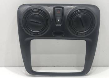 KRATKA NAWIEWU PRZÓD DACIA DOKKER 682606882R Hatchback WENTYLACJI