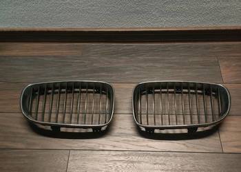 Przedni grill/nerki/atrapa BMW E87 Lift