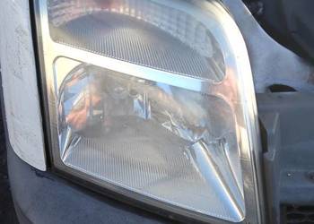 Ford Transit connect MK1 lampa prawy przód