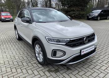 Volkswagen T-Roc Life + pakiety 1.5 TSI ACT 150 KM Volkswagen T-Roc Life + pakiety 1.5 TSI ACT 150 KM