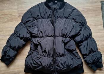 Czarna kurtka zimowa przejsciowa bomberka oversize H&M 36/38 puffer