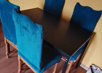 Stół i 4 krzesła pokrowce na krzesła gratis