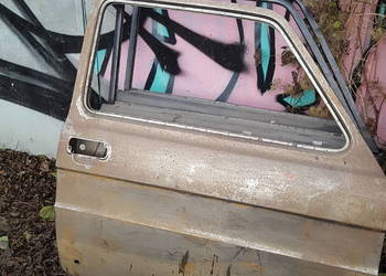 Nowe Drzwi przednie fiat 125p