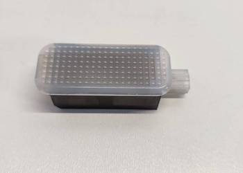 AUDI Q3 8U LAMPKA KABINY 8U0947415 