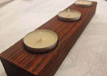 Świecznik świerkowy opalany Shou Sugi Ban, głęboka czerwień, Franca No. 10