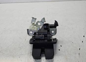 ZAMEK KLAPY TYŁ AUDI Q3 8U 8U0827520