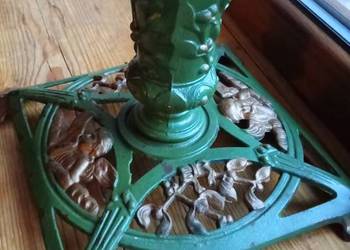 Stojak pod choinkę.