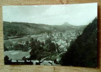 WIDOK NA SKALISTE WZGÓRZE LILIEINSTEIN NAD ŁABĄ