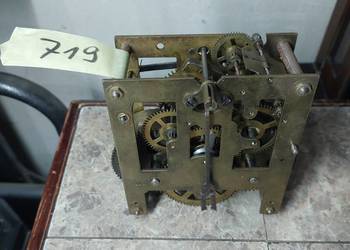 719 Mechanizm starego zegara ściennego HHS