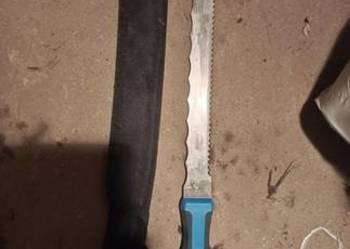 Nóż do wełny mineralnej