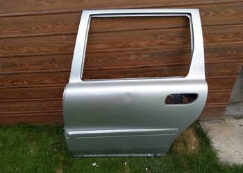 Drzwi lewe tył Volvo V70 lift