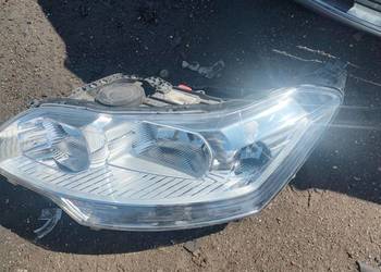 Reflektor lampa lewa przód przednia 89902748 Citroen c5 III x7 eu