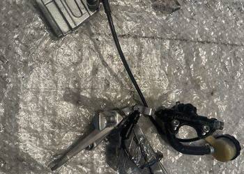 Triumph Speed Triple Daytona 955i Zacisk Hamulcowy Pompa Stopka set Triumph Speed Triple Daytona 955i Zacisk Hamulcowy Pompa Stopka set