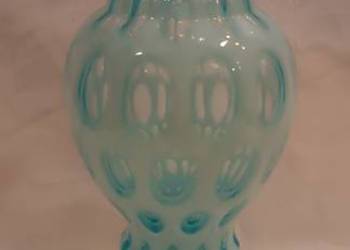Wazon ze szkła typu opalescent hobnail