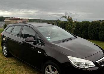 Ladna astra j 1,4/benzyna gaz