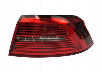 LAMPA PRAWA VW Passat B8 sedan w błotnik prawy tył tylnia tylna 81420201