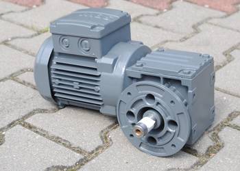 Motoreduktor kątowy 0.25kw. 127obr./min. FIRMY SEW