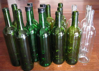 Butelki na domowe wino, nalewki…